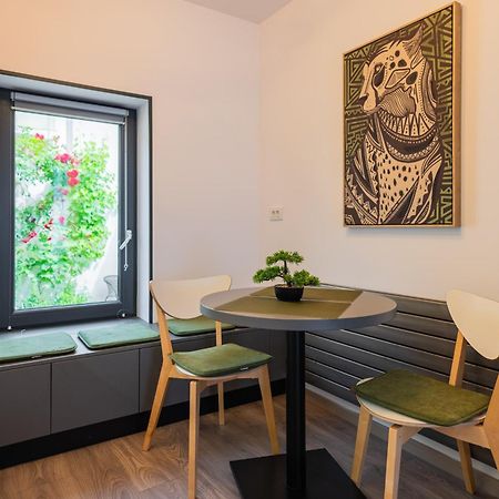 Fun House - Comfortable Stay With Garden And Near Parking Braşov Eksteriør bilde