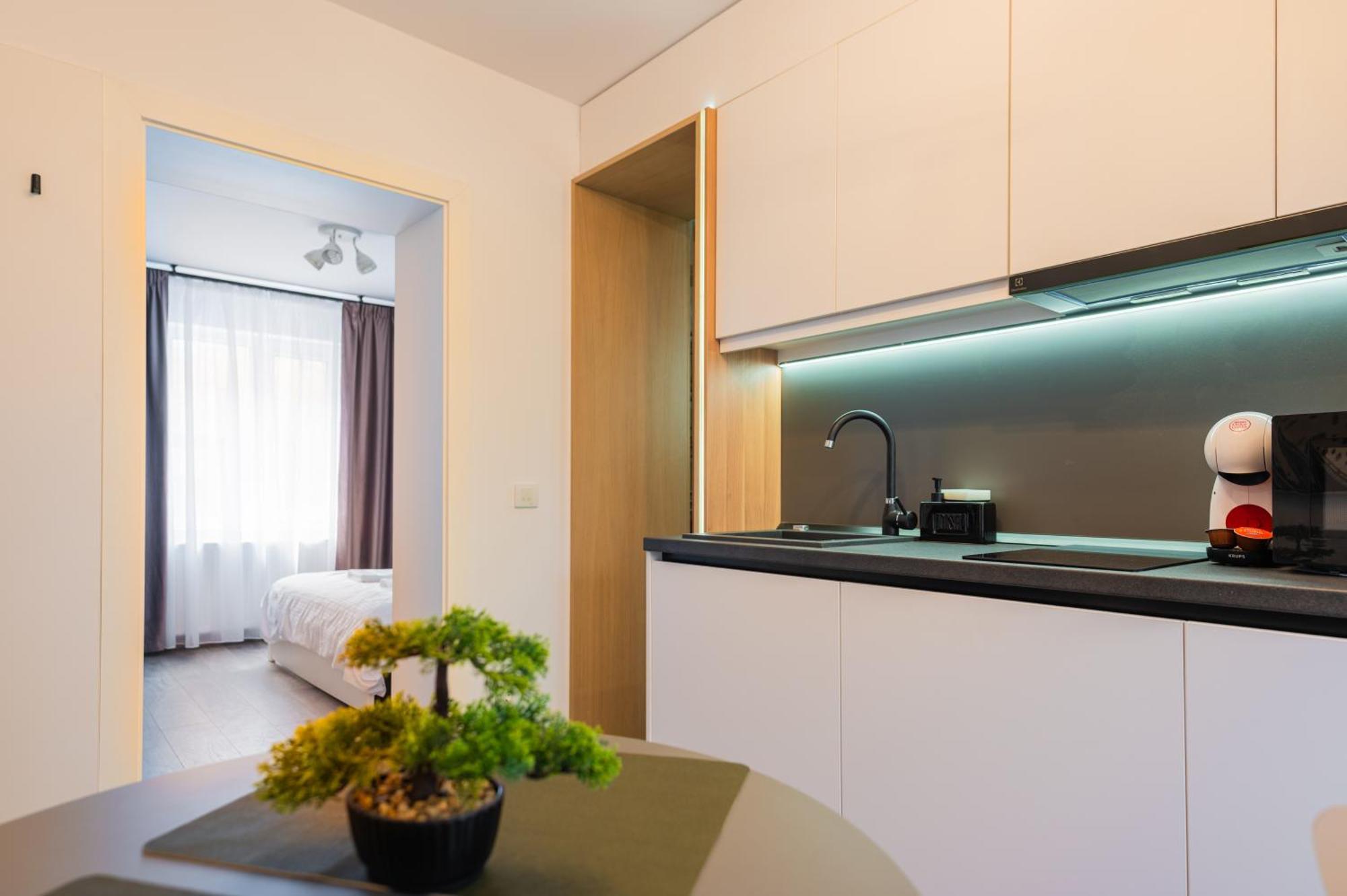 Fun House - Comfortable Stay With Garden And Near Parking Braşov Eksteriør bilde