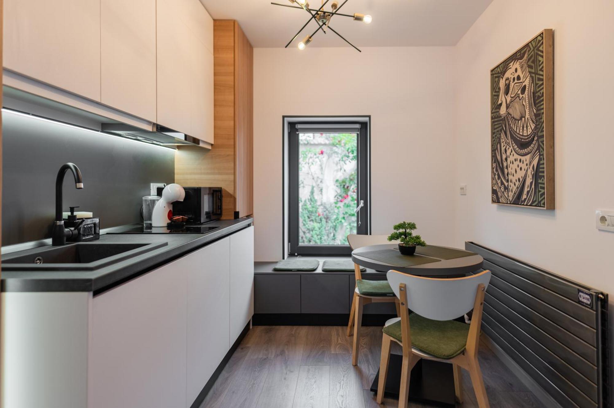 Fun House - Comfortable Stay With Garden And Near Parking Braşov Eksteriør bilde