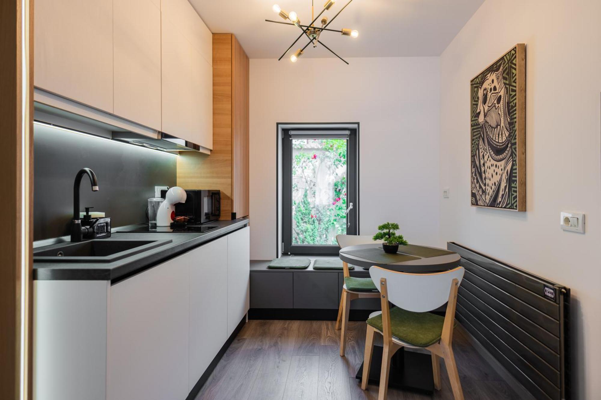Fun House - Comfortable Stay With Garden And Near Parking Braşov Eksteriør bilde